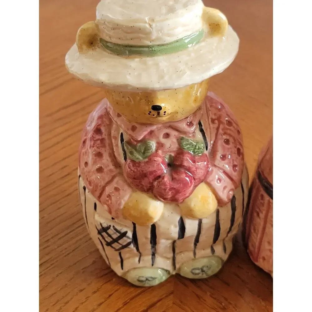 Vtg Country Church Bears Ceramic Sculptures‎ Figurines Cottage Farm House